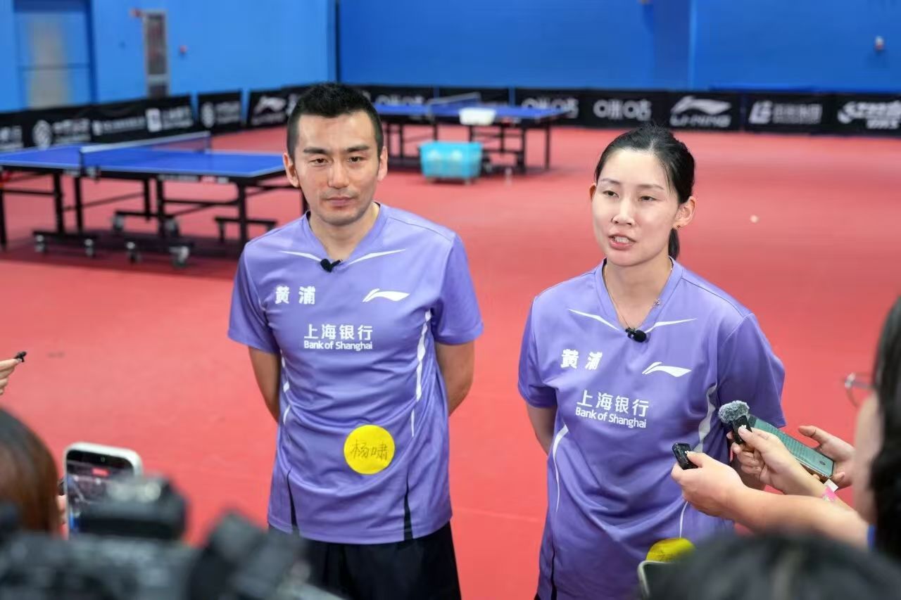 名师高徒 奥运冠军导师崇明执教 沪乒嘉年华混合团体赛四强焕新出发 (7).jpg