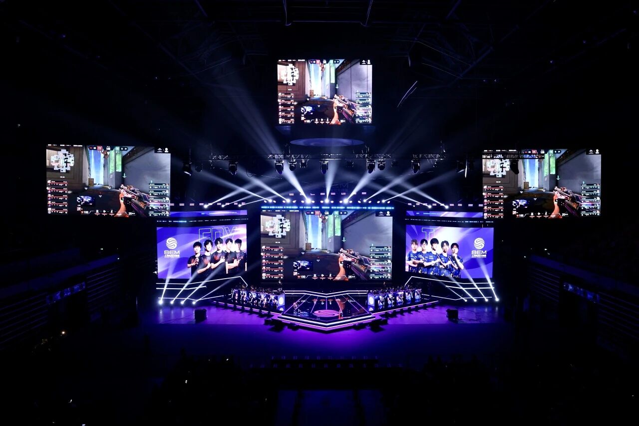 多方合力 共启“电竞梦剧场” 2025上海电竞大师赛拉开帷幕.jpg