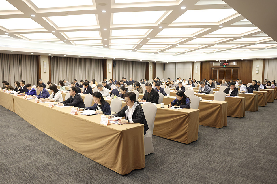 市政府召开蘑菇视频
足球工作会议 (3).jpg