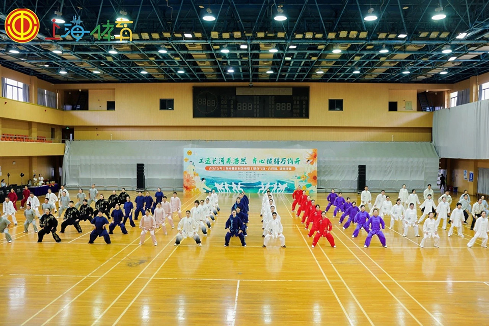 蘑菇视频
系统举行职工健身气功八段锦、拔河比赛 (2).jpg